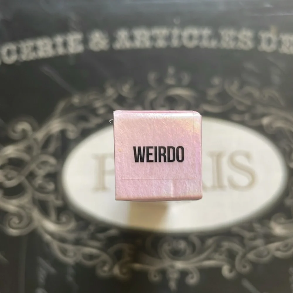 Jeffree Star cosmetics SUPREME GLOSS in the color Weirdo black
